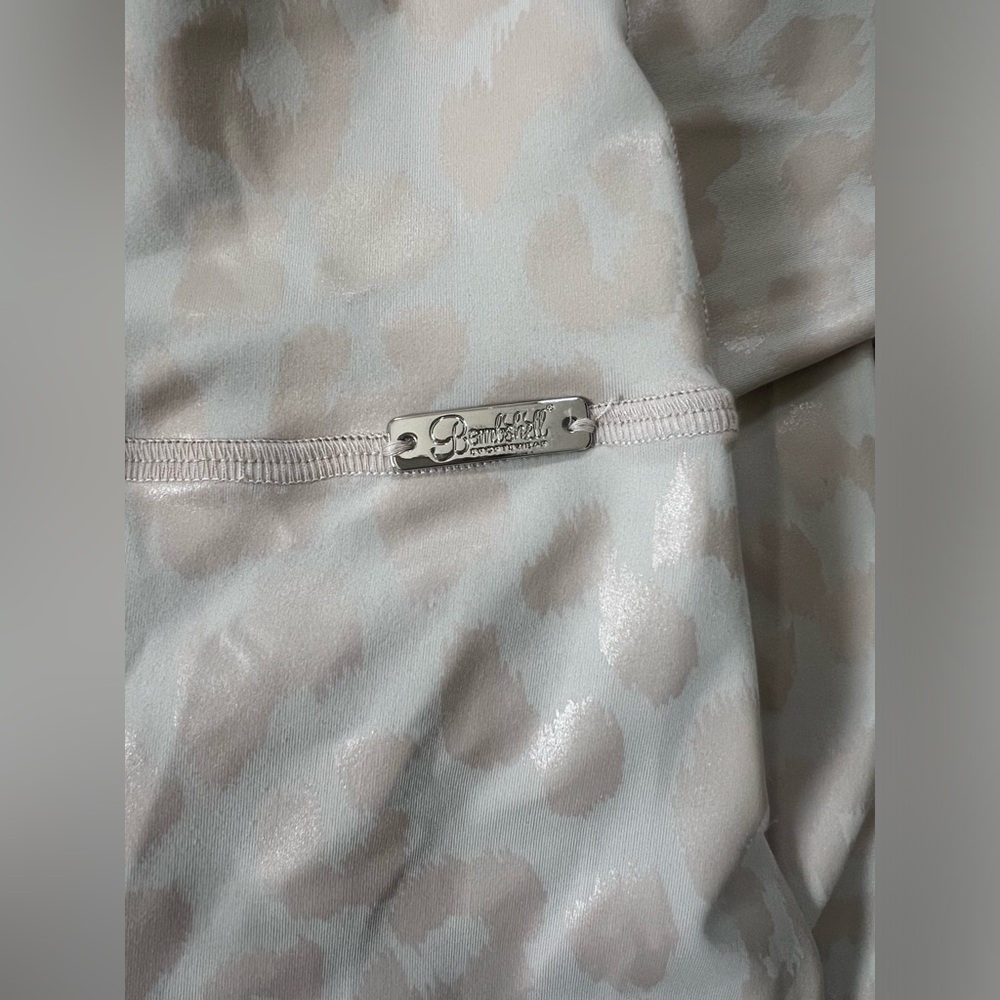 Bombshell shine leopard. Priced to sell! Moving and need to downsize my wardrobe